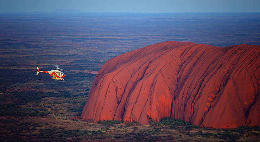 Uluru backpacker tours